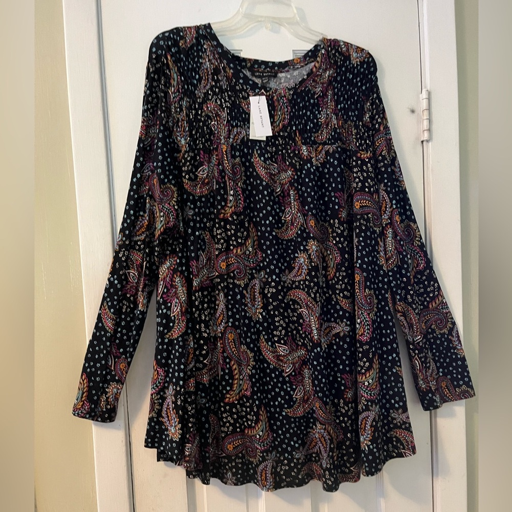 NWT LANE BRYANT Smocked Black & Paisley Tunic Tee-long sleeves-Size 22/24